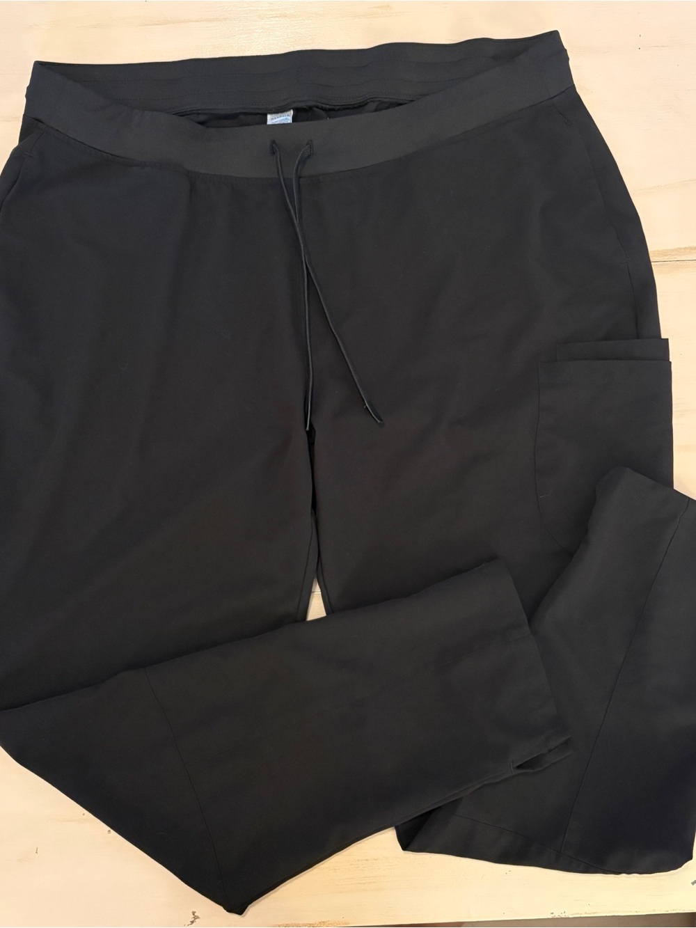 Women's Straight Leg Drawstring Pants - Black
